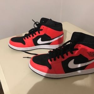 Nike Bball Sneakers Men's size 10